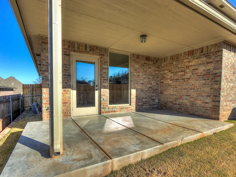 2316 Animada Pl — Photo 35
