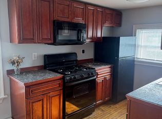 271 Franklin St #3E, Fall River, MA 02720