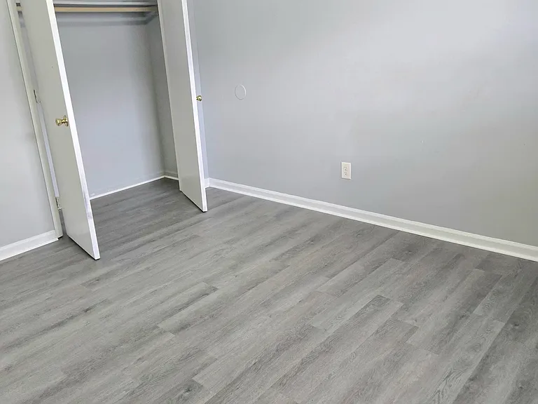 1812 London Church Rd NE #2C — Photo 8