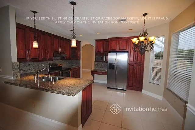 9684 Tavernier Dr Boca Raton, FL 33496 — Photo 3