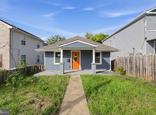 826 46th St NE, Washington, DC 20019