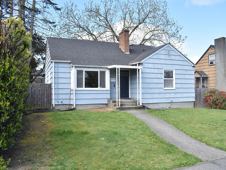 2nd image of 1002 N Union Ave