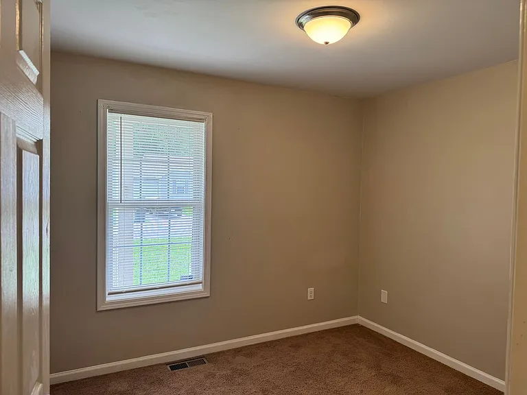 222 Pappy Dr — Photo 13