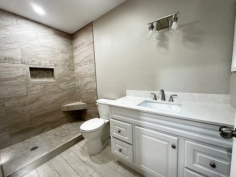 8426 Glen Ct — Photo 37
