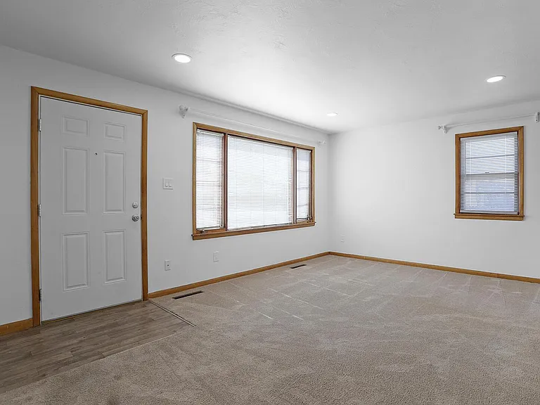 4002 Mallow Rd #B — Photo 8
