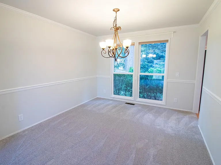 4113 238th Ct SE — Photo 8