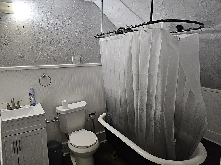 1816 S Brookline Ave — Photo 20