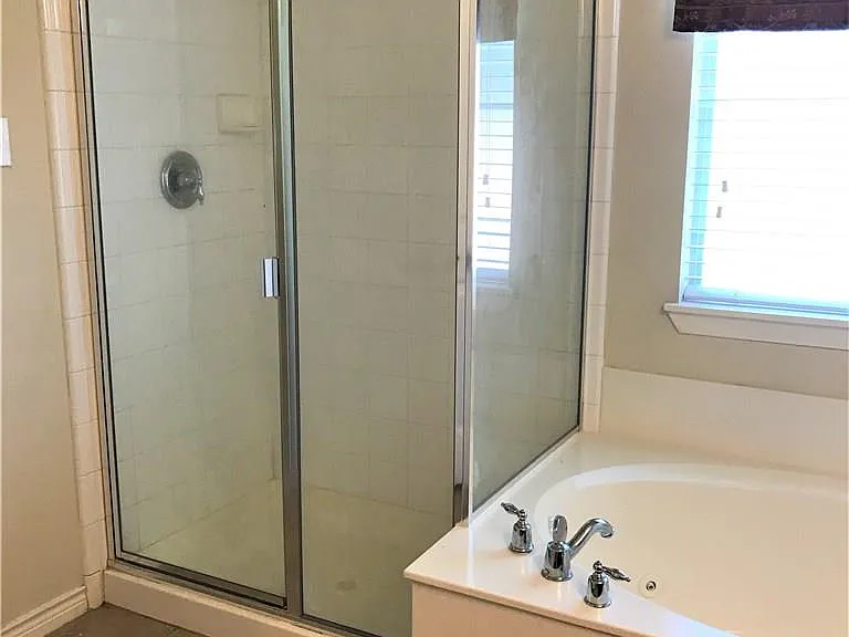 8101 Latigo Trl — Photo 9