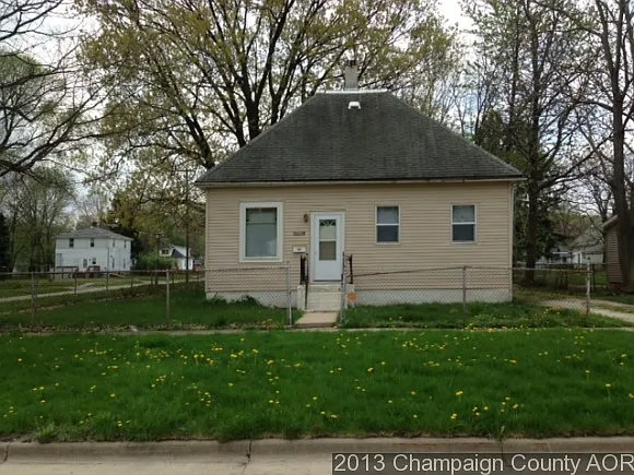 1301 W Dublin St photo 1