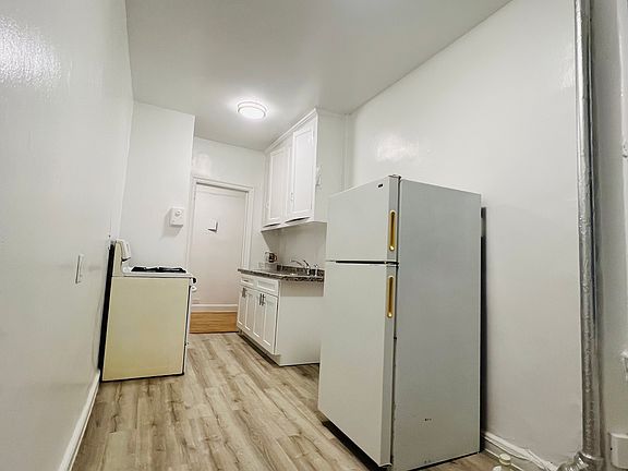 3rd image of 421 W 162nd St APT 1G