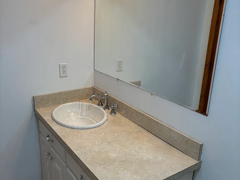 58 Rowley Rd — Photo 48