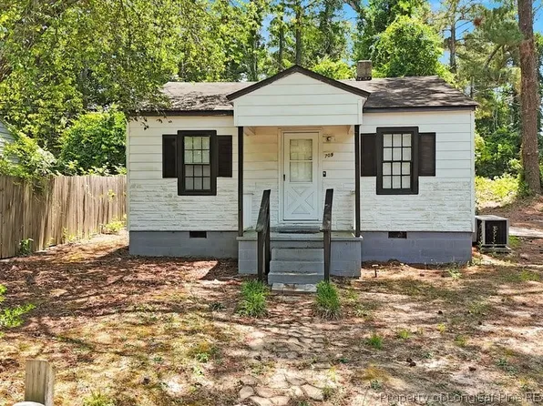 709 Lakeland St, Fayetteville, NC 28301