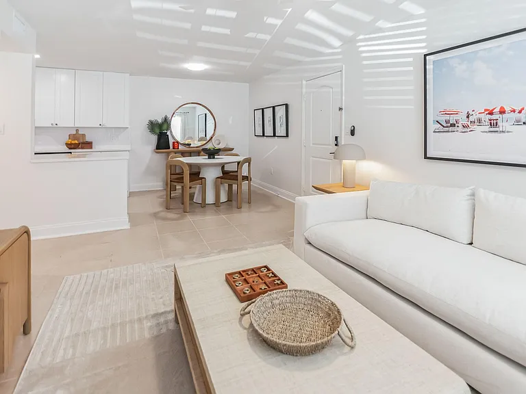 Innovo Living Hyde Park- Palma Ceia — Photo 43