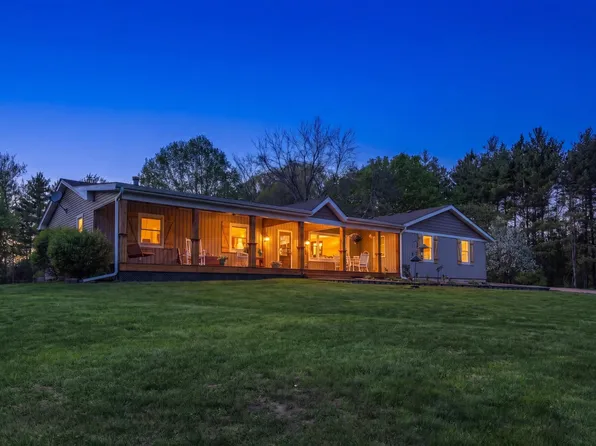 20220 Mushtown Rd, Prior Lake, MN 55372