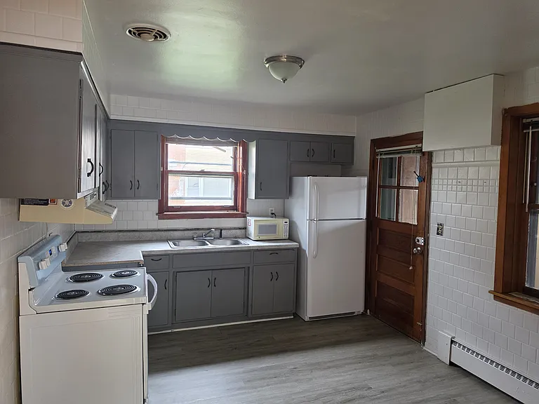 4425 W 55th St #1R — Photo 6