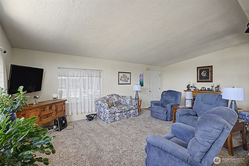 4th image of 2500 S 370th #182