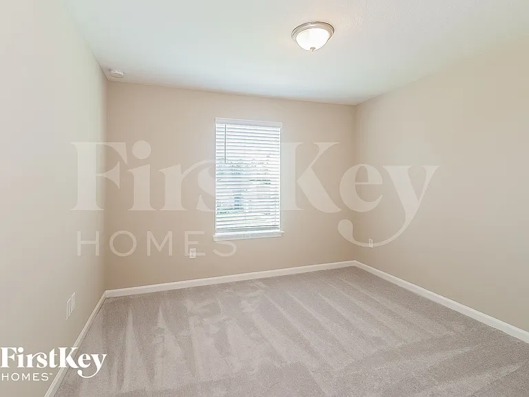 10142 Roman Ln — Photo 11