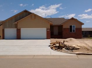 10910 W. Hollywood Ct., Wichita, KS 67215