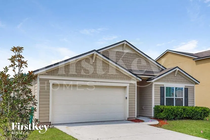 4 bed, 2.0 bath, 1856 sqft, $2,235 — Photo 1