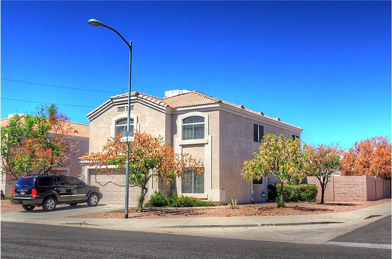 1st image of 1218 E Wahalla Ln