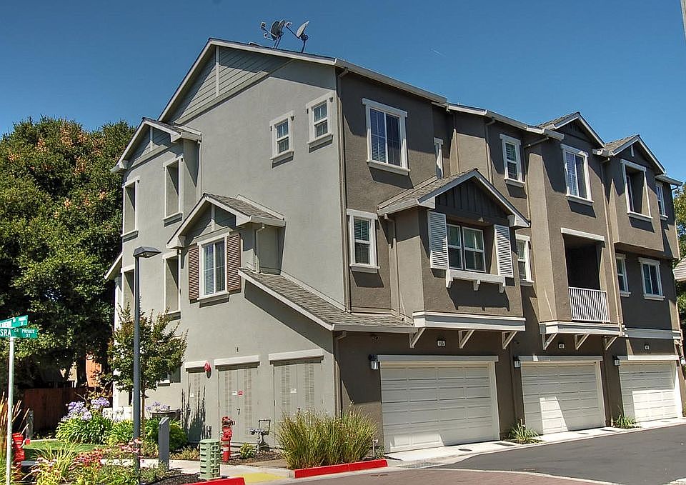 1st image of 465 Kasra Dr