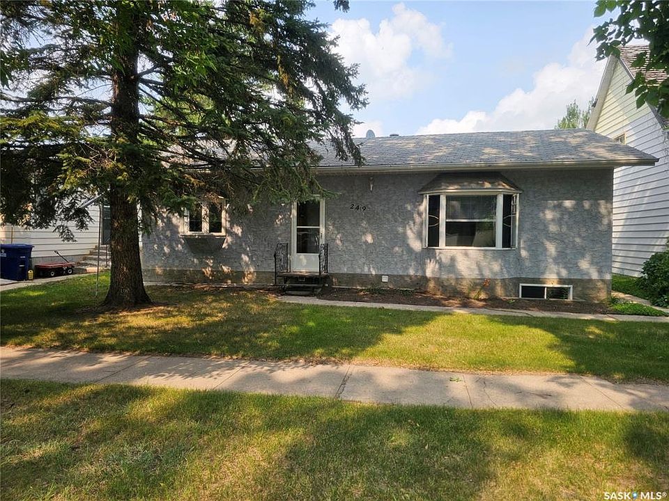1st image of 249 4th AVENUE E