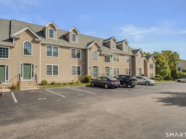 15 Freedom Way #83, East Lyme, CT 06357