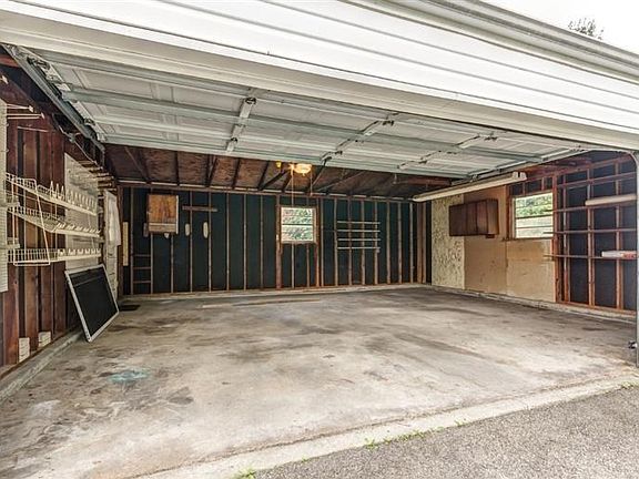 4th image of 501 Pease Dr