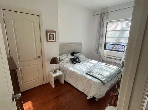 256 West 135th Street image 1 of 5