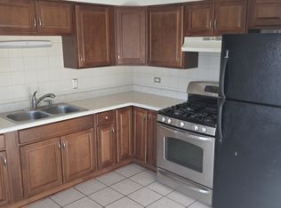 7149 W 82nd St APT 3A, Burbank, IL 60459