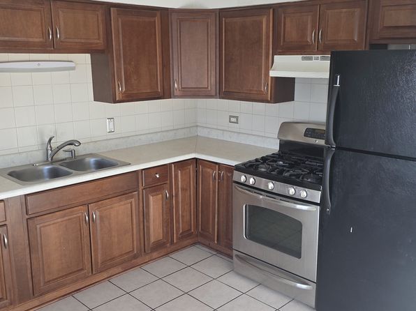 7149 W 82nd St APT 3A