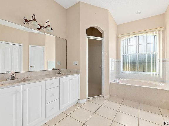 3rd image of 2 Empire Ln