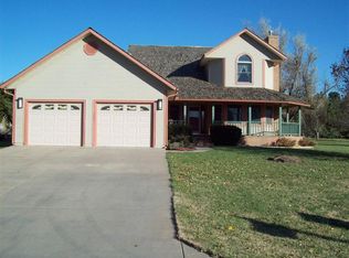 1225 Turkey Creek Dr, McPherson, KS 67460