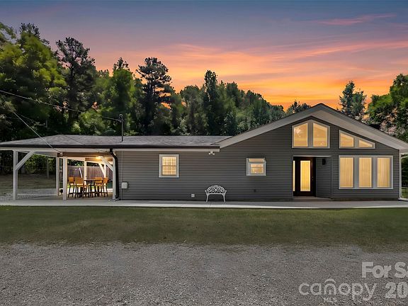 3rd image of 6309 Landsford Rd