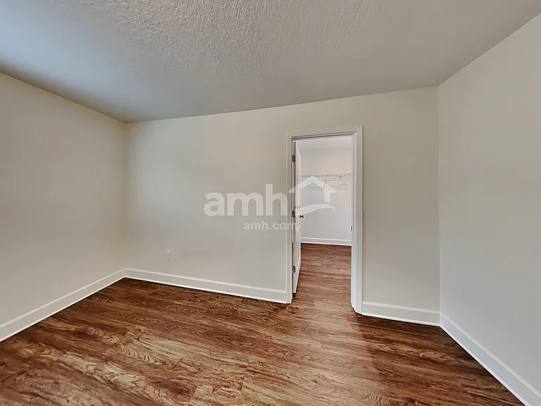 911 Walden Pond Dr — Photo 19