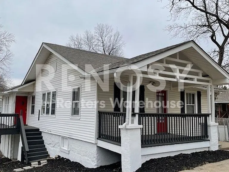 576 S Oxford Ave — Photo 5