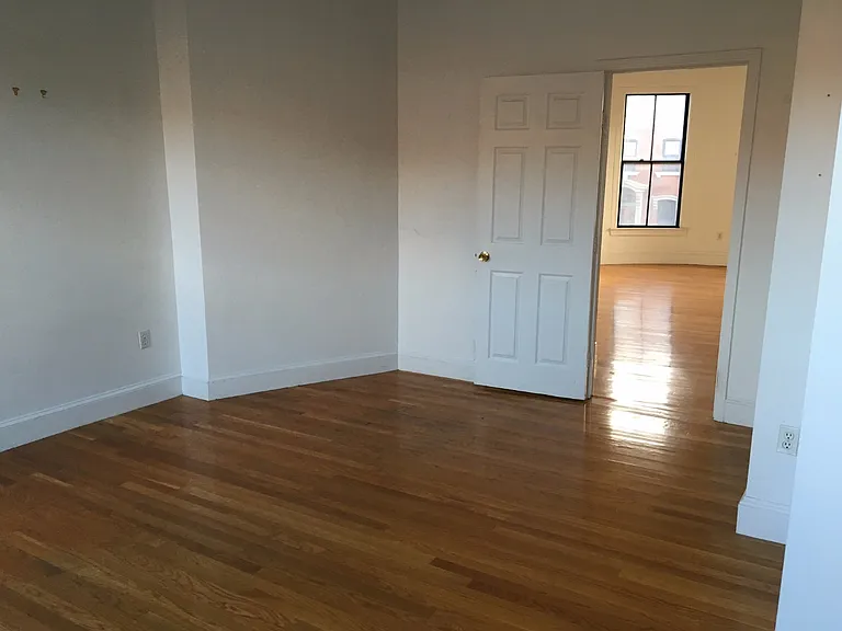 669 Massachusetts Ave #4 — Photo 6