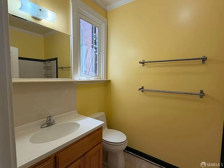 2635 Clement St — Photo 7