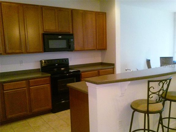 3rd image of 3074 Seaview Castle Dr