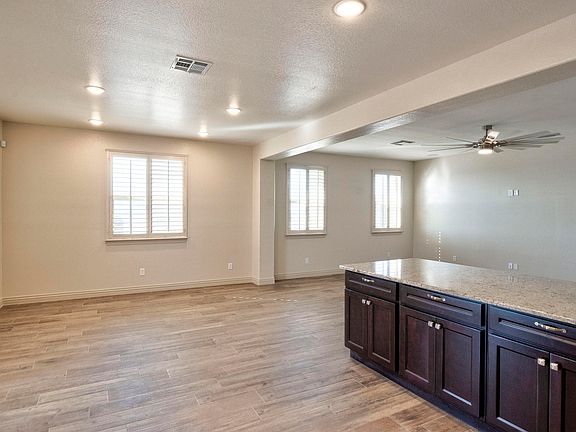 3rd image of 12820 Indian Canyon Dr