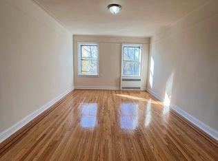 84-47 118th St #4, Kew Gardens, NY 11415