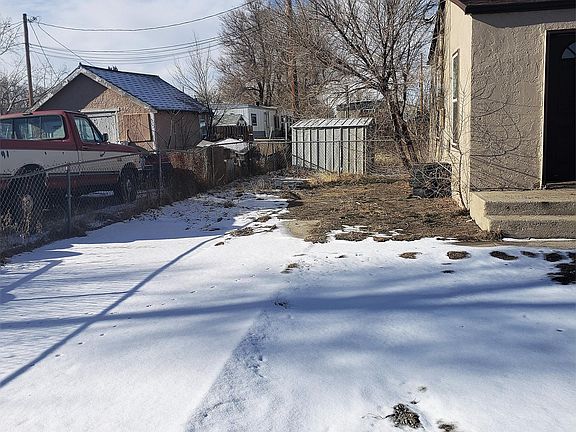 2nd image of 498 Evans St
