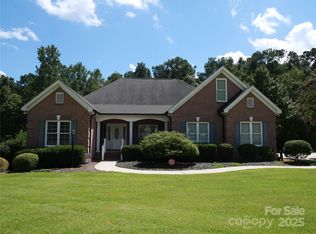 160 Williamsburg Ln, Wadesboro, NC 28170