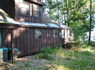 25 Massasecum Lake Rd, Bradford, NH 03221