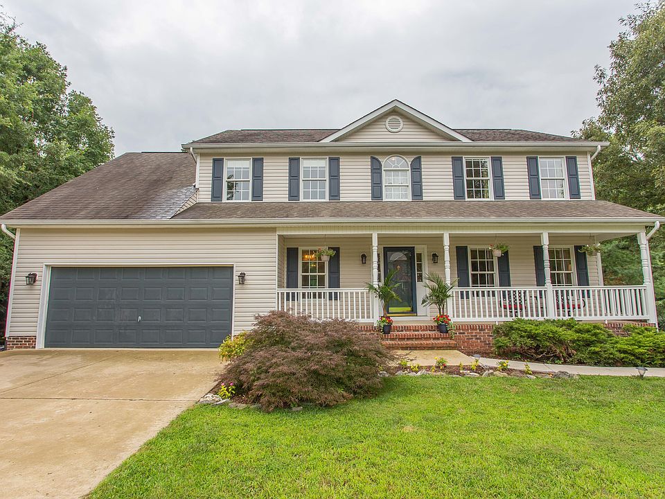 1st image of 22 Brookstone Dr