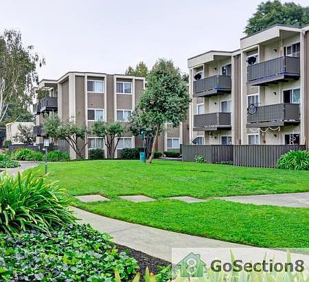 2nd image of 3201 Loma Verde Dr