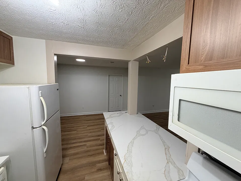 301 Dunbar Dr