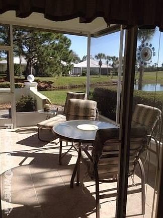 lanai
						:
						screened in lanai with view