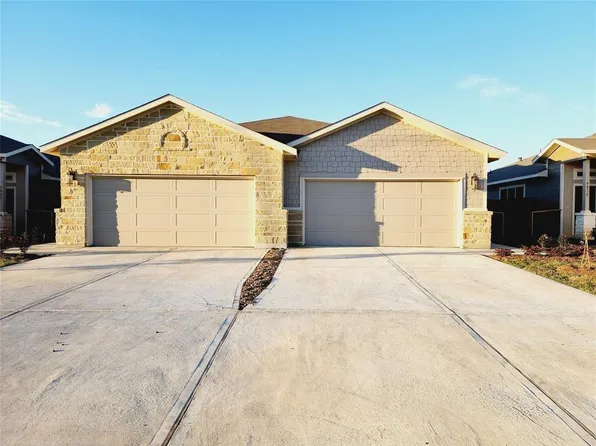9840 Grosbeak Ln, Magnolia, TX 77354
