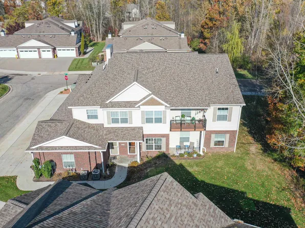 895 Watercress Ln, Fenton, MI 48430